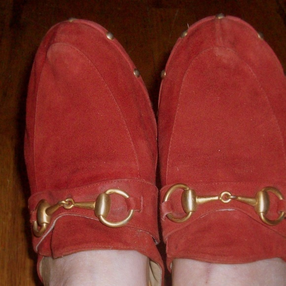 GUCCI Red Suede Horsebit Clogs - Picture 1 of 8